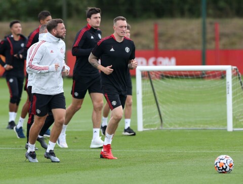 KRITISERES: Phil Jones har fått mye kritikk på sosiale medier. Her på trening i august. Manchester United Training Session