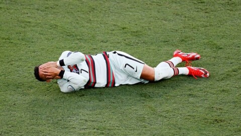 MISLYKTES: Det endte opp med å bli en førsteomgang å gråte over for Portugal og Cristiano Ronaldo. CRY7