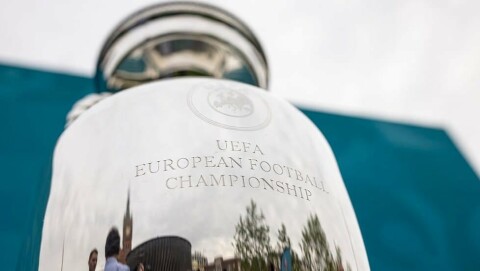 Bare to spillere har klart det – forandrer det seg denne gangen? UEFA EURO 2020 Trophy Tour Arrives In London