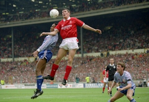 DUELL: Paul Ince og Roy Keane barket sammen i ligacupfinalen i 1992. Året etter var de lagkamerater.