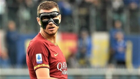 FARLIG I BOKSEN: Edin Dzeko, her fra 2019. FARLIG I BOKSEN: Edin Dzeko, her fra 2019.
