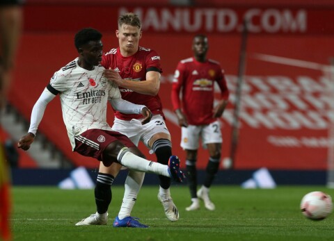 0-1: Scott McTominay i duell med Bukayo Saka i 0-tapet.