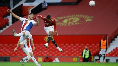 NÆRE: Men headingen til Mason Greenwood var omtrent det United skapte mot Crystal Palace.