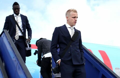 AJAX-PRODUKT: Donny van de Beek har gått gradene i Ajax. Her sammen med Davinson Sanchez før Europa League-finalen i 2017. Van de Beek kom inn som innbytter i 0-2-tapet mot Manchester United.
