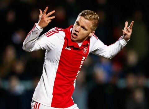 TALENTFULL: Van de Beek feirer straffescoring i UEFA Youth League mot Roma i 2015.