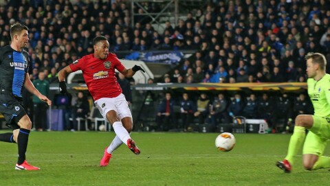 GLIMRENDE SCORING: Anthony Martials enkeltmannsprestasjon reddet et akseptabelt resultat for United i Brugge.