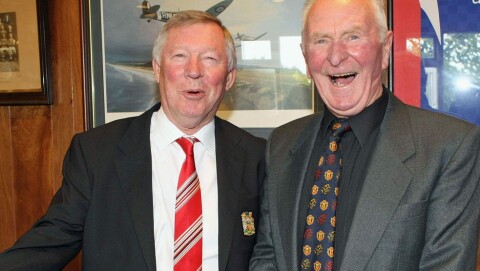 TO AV DE STØRSTE: Sir Alex Ferguson sammen med Gregg under sistnevntes testimonial i 2012. TO AV DE STØRSTE: Sir Alex Ferguson sammen med Gregg under sistnevntes testimonial i 2012.