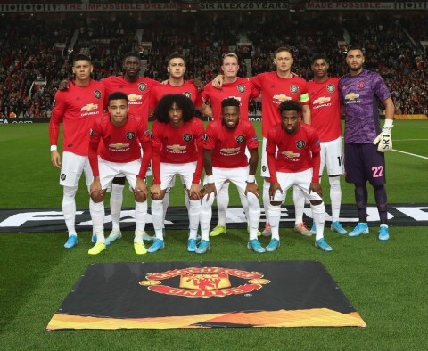 MANCHESTER, ENGLAND - SEPTEMBER 19: The Manchester United team (Back row L-R: Marcos Rojo, Axel Tuanzebe, Diogo Dalot, Phil Jones, Nemanja Matic, Marcus Rashford, Sergio Romero. Front row L-R: Mason Greenwood, Tahith Chong, Fred, Angel Gomes) line up ahead of the UEFA Europa League group L match between Manchester United and FK Astana at Old Trafford on September 19, 2019 in Manchester, United Kingdom. (Photo by John Peters/Manchester United via Getty Images)