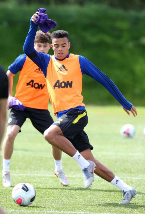Her er James på United-trening