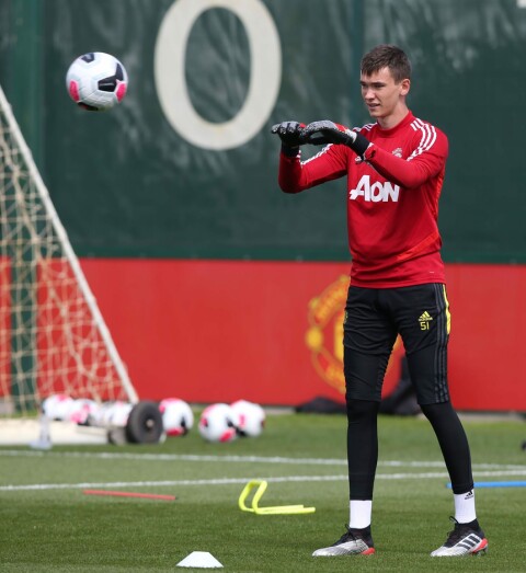 Her er James på United-trening