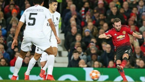 LA HAM DRA: Samuel Luckhurst mener dette viste at det trengs en del endringer hvis United skal nå toppen igjen. LA HAM DRA: Samuel Luckhurst mener dette viste at det trengs en del endringer hvis United skal nå toppen igjen.