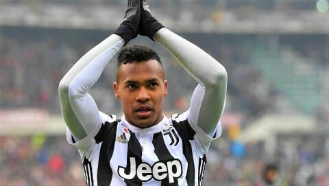 SOVNET: Alex Sandro og resten av Juventus-forsvaret. SOVNET: Alex Sandro og resten av Juventus-forsvaret.