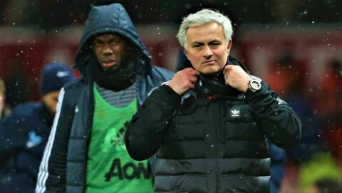 – LØS FLOKEN: José Mourinho og Paul Pogba har ikke hatt det hjerteligste forholdet den siste tiden. – Få slutt på spekulasjonene om hans fremtid, råder tidligere United-trener Rene Meulensteen.