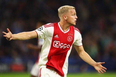 KUNNE BEKLE FLERE ROLLER: I Ajax var Donny van de Beek en fleksibel spiller som kunne opptre i ulike posisjoner.
