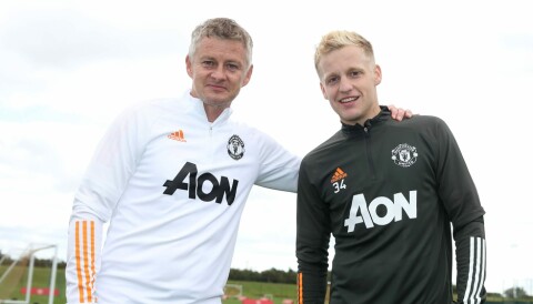 Donny van de Beek, her sammen med mannen som hentet ham til United, Ole Gunnar Solskjær.
