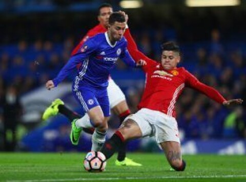 Forventer susende taklinger på Eden Hazard: Antonio Conte.