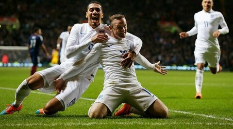 Chris smalling og Wayne Rooney England