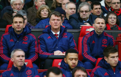MANCHESTER, ENGLAND - JANUARY 02: Louis van Gaal Manager and assistant manager Ryan Giggs are seen on the bench prior to the Barclays Premier League match between Manchester United and Swansea City at Old Trafford on January 2, 2016 in Manchester, England. (Photo by Clive Brunskill/Getty Images)