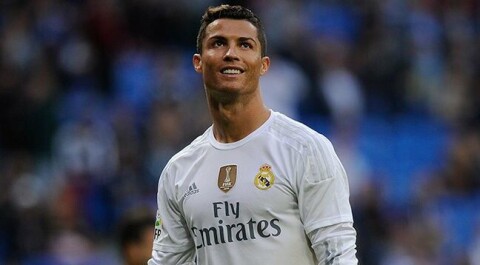 MADRID, SPAIN - OCTOBER 31: Cristiano Ronaldo of Real Madrid reacts during the La Liga match between Real Madrid CF and UD Las Palmas at Estadio Santiago Bernabeu on October 31, 2015 in Madrid, Spain. (Photo by Denis Doyle/Getty Images)