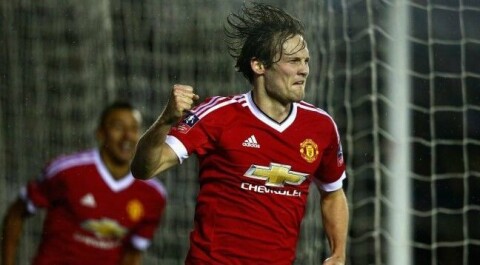 DEILIG BLIND: Nederlenderen scoret det viktige 2-1-målet for United. blindlingard (650 x 358)