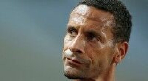 DOPING KRØLL: Rio Ferdinand stiller ikke til dopingkontroll og blir utestengt i åtte måneder.