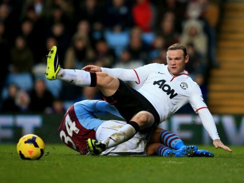 KAMP MOT KLOKKA: David Moyes har et håp om å kunne sende Wayne Rooney på banen mot West Ham. Aston Villa v Manchester United - Premier League