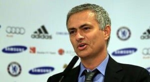 SKUMMEL: Jose Mourinho er tilbake i Chelsea. det gir laget fra London et solid løft.