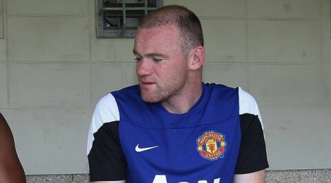 - BLIR VÆRENDE! David Moyes begynner å bli lei overgangsspekulasjonene rundt Wayne Rooney.