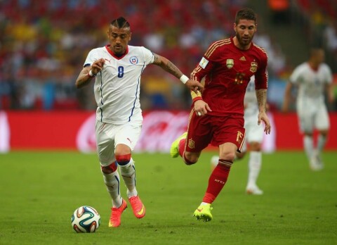 Spain v Chile: Group B - 2014 FIFA World Cup Brazil