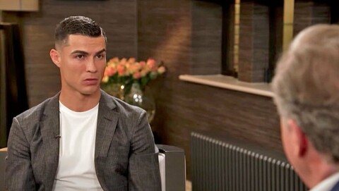 FYRTE LØS: Cristiano Ronaldo og Piers Morgan fra det kontroversielle intervjuet. Foto: Screenshot fra Piers Morgan Uncensored. ronpier