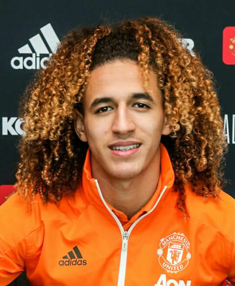 Hannibal Mejbri Signs a New Contract at Manchester United