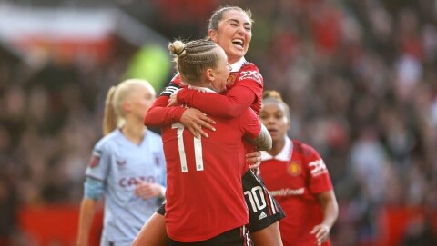 SCORING FRA KAPTEINEN: Katie Zelem har scoret begge de to siste gangene United-kvinnene har spilt på Old Trafford. galtonzelem031222