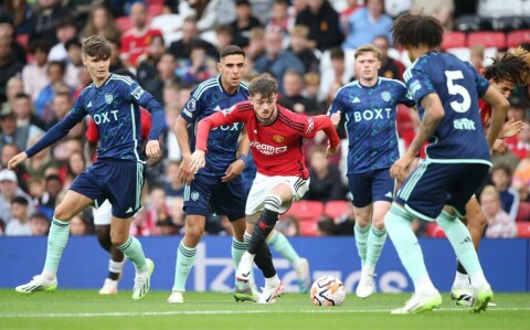SJANSESLØSERI: Joe Hugill var en av flere som slet med å finne veien til nettmaskene mot Leeds. Manchester United U21 v Leeds United U21: Premier League 2