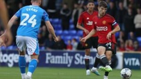 Sesongens første seier for U21-gutta – slo Stockport på straffekonk Stockport County v Manchester United U21 - EFL Trophy