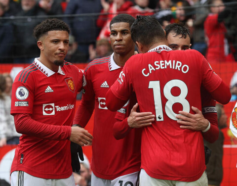 TRE SEIRE PÅ SISTE FIRE?: Tre seire og ni poeng er det vi trenger for å uansett være sikret en plass i Champions League neste sesong. Manchester United v Aston Villa - Premier League