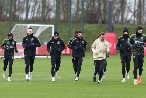Manchester United Press Conference And Training Session