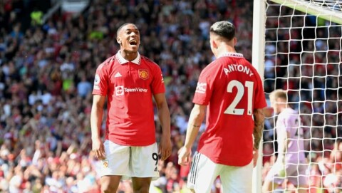 Ett steg nærmere Champions League-plass etter seier over Wolves Martial-scoring