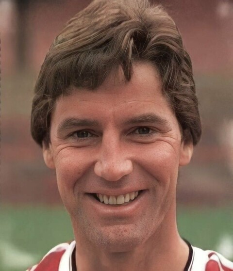 Martin BUCHAN IMG_5938-702x817