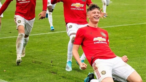 WILL FISH: Her etter å ha scoret mot Newcastle i oktober. Noen dager senere scoret han (da 16 år) i debuten sin for U17-landslaget.