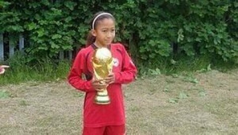YOUNG LAUREN: Getting a taste for trophies… YOUNG LAUREN: Getting a taste for trophies…
