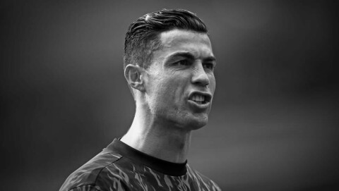 Ronaldo ba Ferguson om tillatelse til å dra Brighton & Hove Albion v Manchester United - Premier League