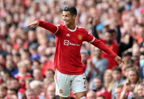 24 MÅL: Cristiano Ronaldo scoret to mål i comebacket mot Newcastle i fjor, og ble klubbens toppscorer forrige sesong. Manchester United v Newcastle United - Premier League