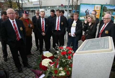 Manchester United - Visit Memorial To The Munich Air Crash