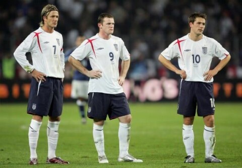 THREE LIONS: Tre løver for det engelske landslaget. Fra venstre David Beckham, Wayne Rooney og Michael Owen.